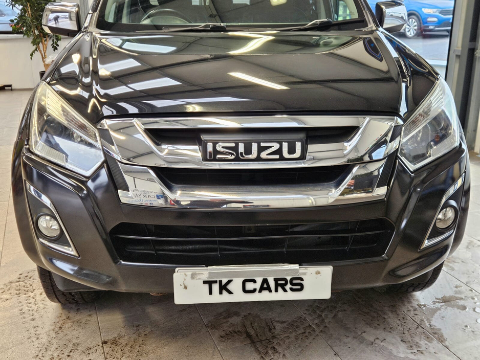 2019 Isuzu D-MAX - image 4