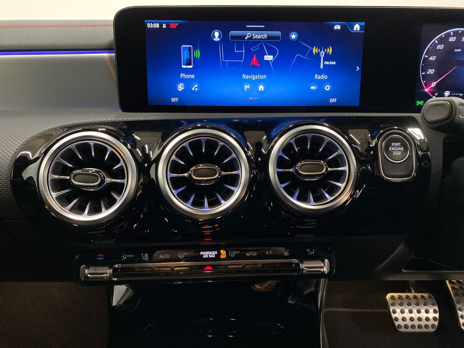 2025 Mercedes-Benz CLA Class - image 11