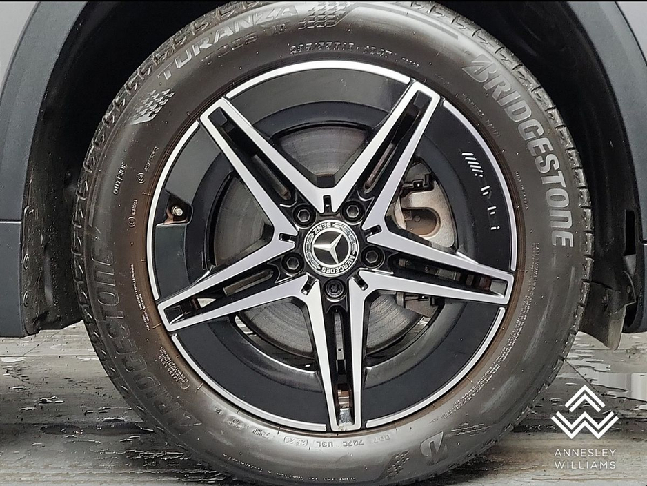 2021 Mercedes-Benz EQA EQA250 AMG Line 66.5 kWh €32,950