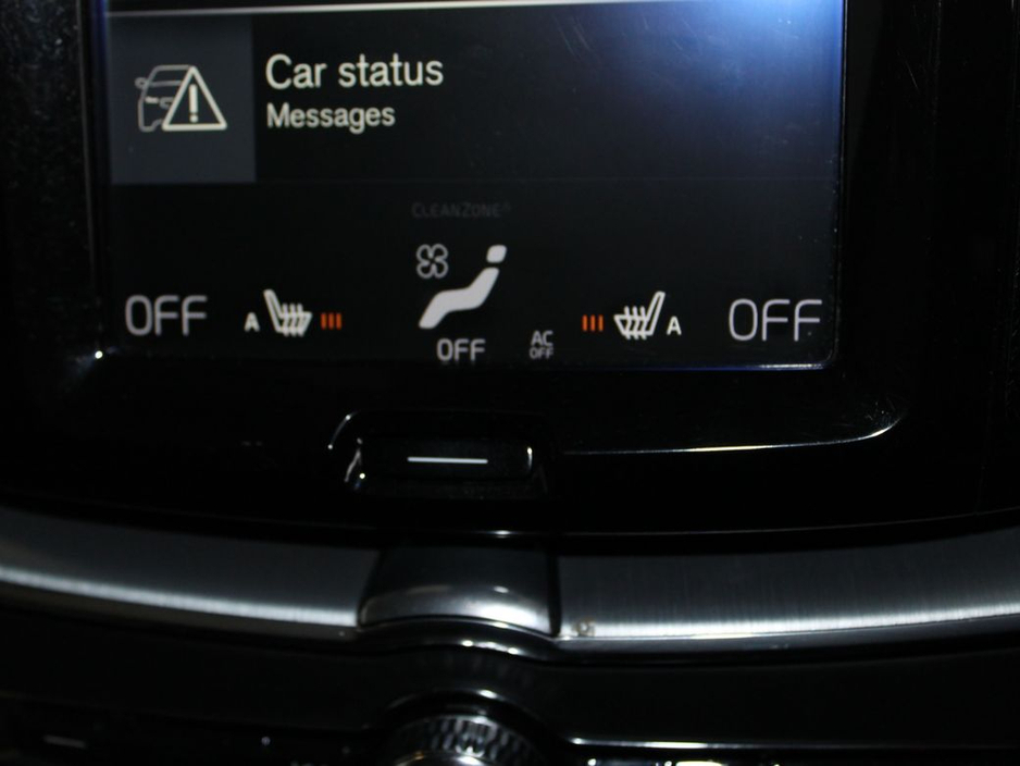 2018 Volvo XC60 D4 AWD Momentum 5DR €23,250