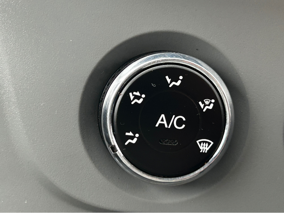 2020 LDV V80 - image 7