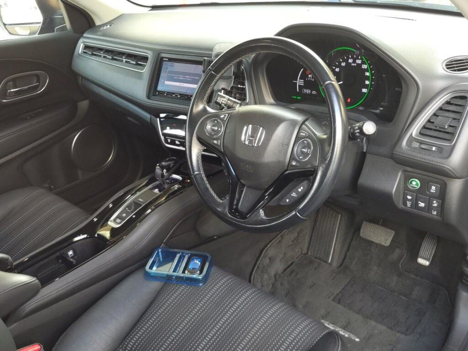 2018 Honda Vezel - image 4