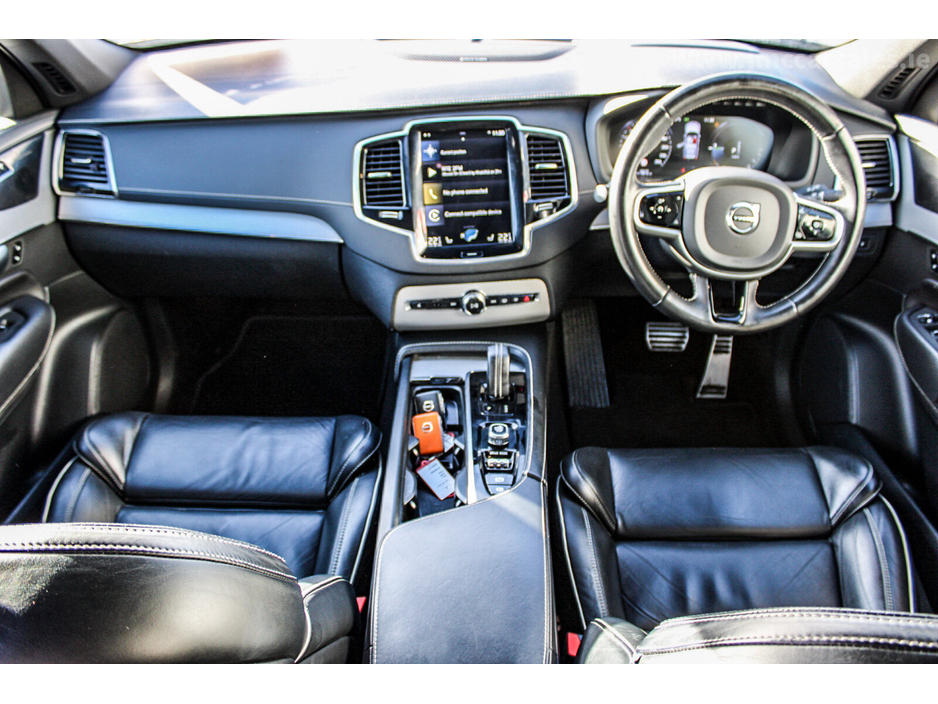 2021 Volvo XC90 RECHARGE PHEV T8 (390hp) R-Design AWD €49,995