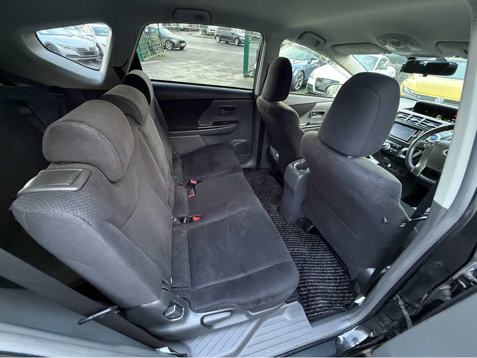 2014 Toyota Prius 141 // 7 SEATER €14,450