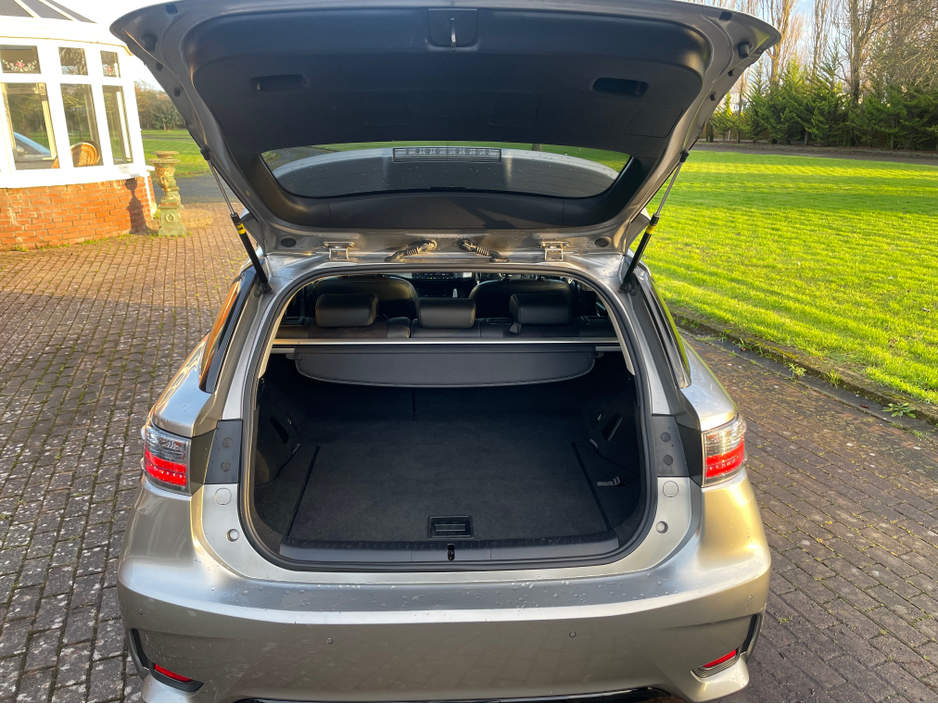 2016 Lexus CT 200 h CT 200H SPORT CVT 5DR AUTO 1.8 136BHP €12,950