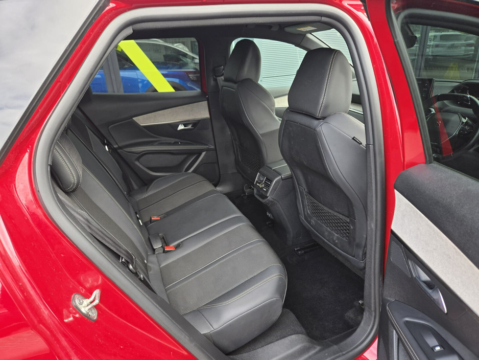 2024 Peugeot 3008 - image 16