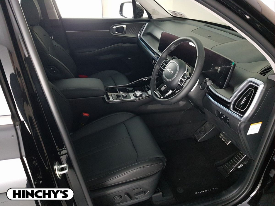 2026 Kia Sorento - image 6