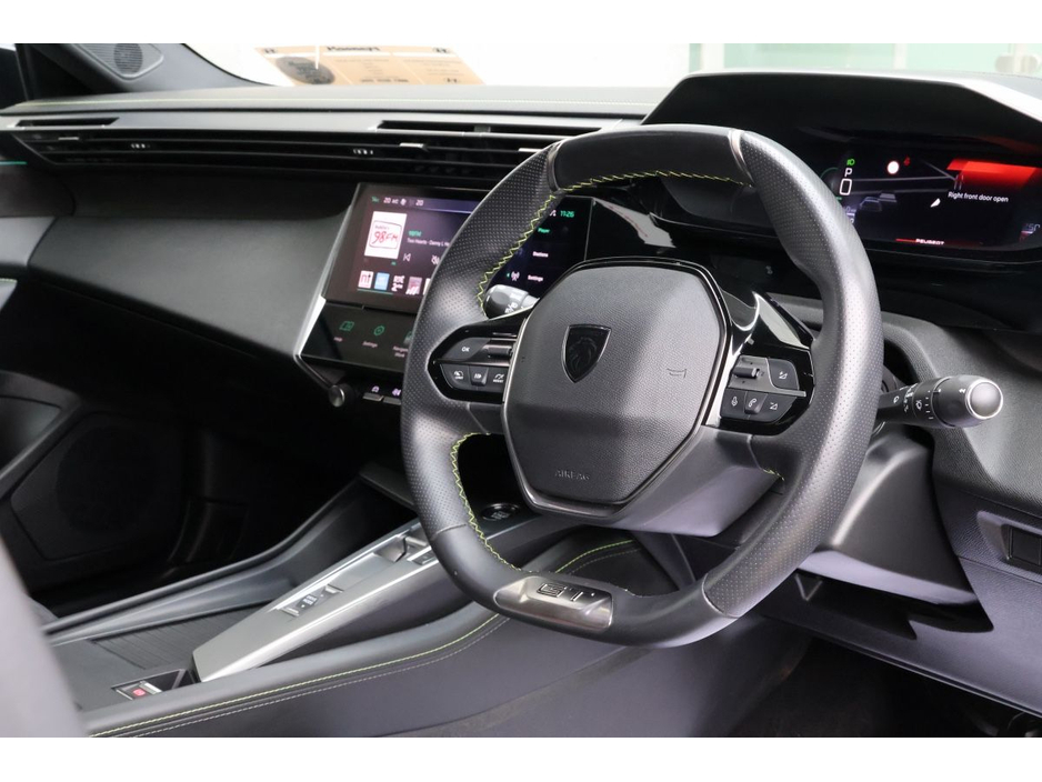 2023 Peugeot 408 - image 10