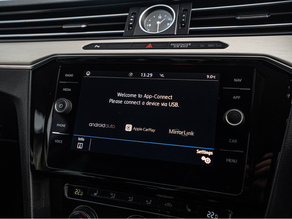 2019 Volkswagen Passat 2019 Passat 2.0d Auto HIGHLINE/High spec/1yr warra €24,888