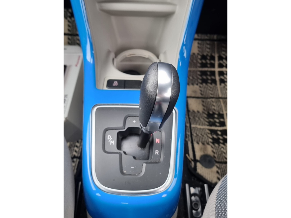 2015 Volkswagen up! - image 14