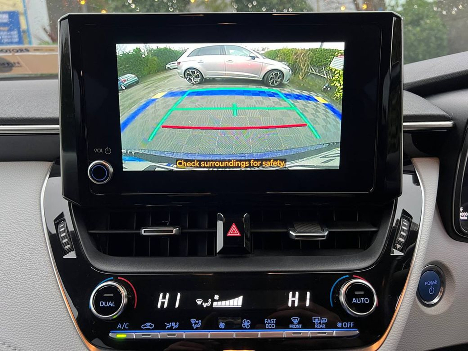 2022 Toyota Corolla SOL ESTATE 1.8 HYBRID // DIAMOND CUT ALLOYS // REVERSE CAMERA // ADAPTIVE CRUISE CONTROL €20,900