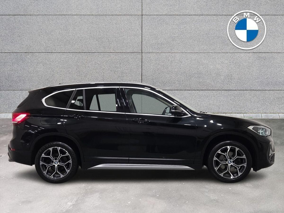 2022 BMW X1 - image 25