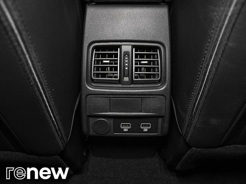 2022 Renault Arkana - image 24