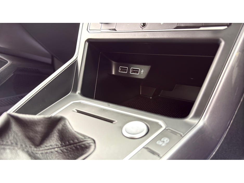 2019 Volkswagen Polo HIGHLINE 1.0TSI *15,000KMS* AUTO / HUGE SPEC €17,900