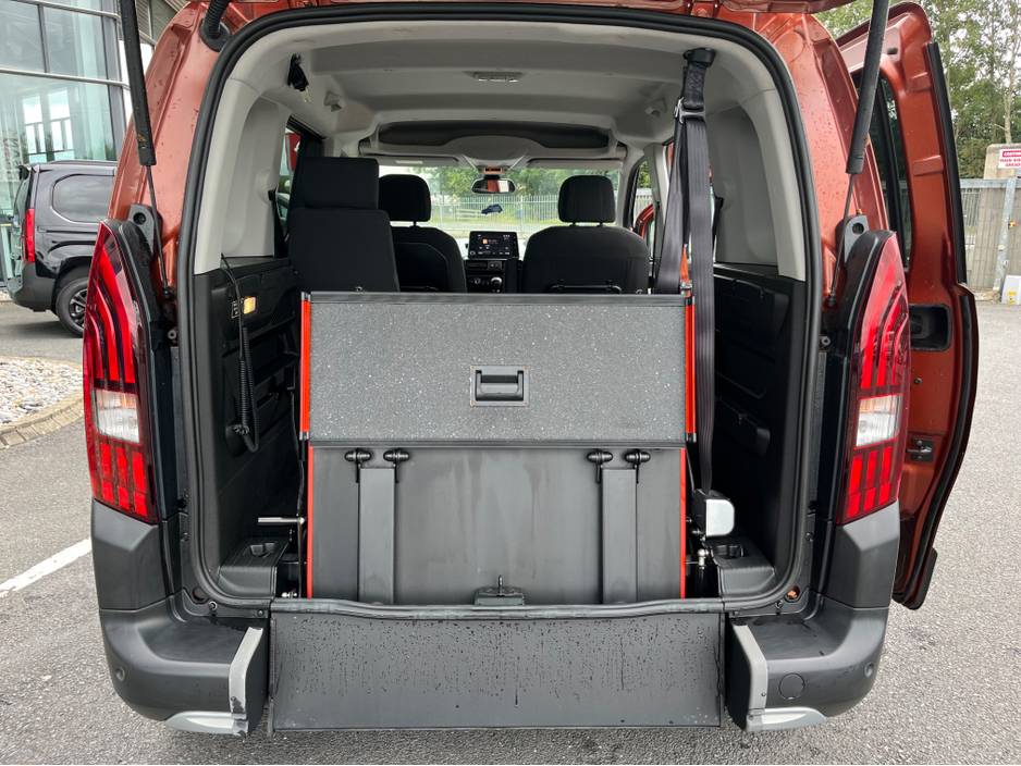 2022 Peugeot Rifter SWB Wheelchair Accessible €21,995