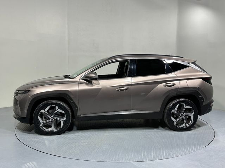 2021 Hyundai Tucson - image 4