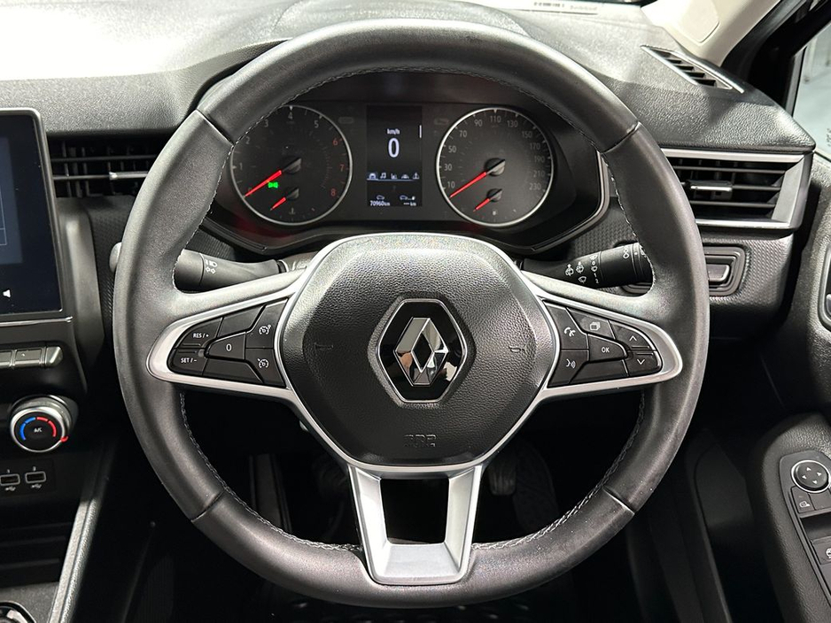 2022 Renault Clio Dynamique 1.0 Petrol €14,800
