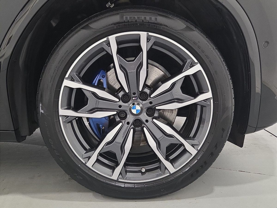 2023 BMW X3 - image 14