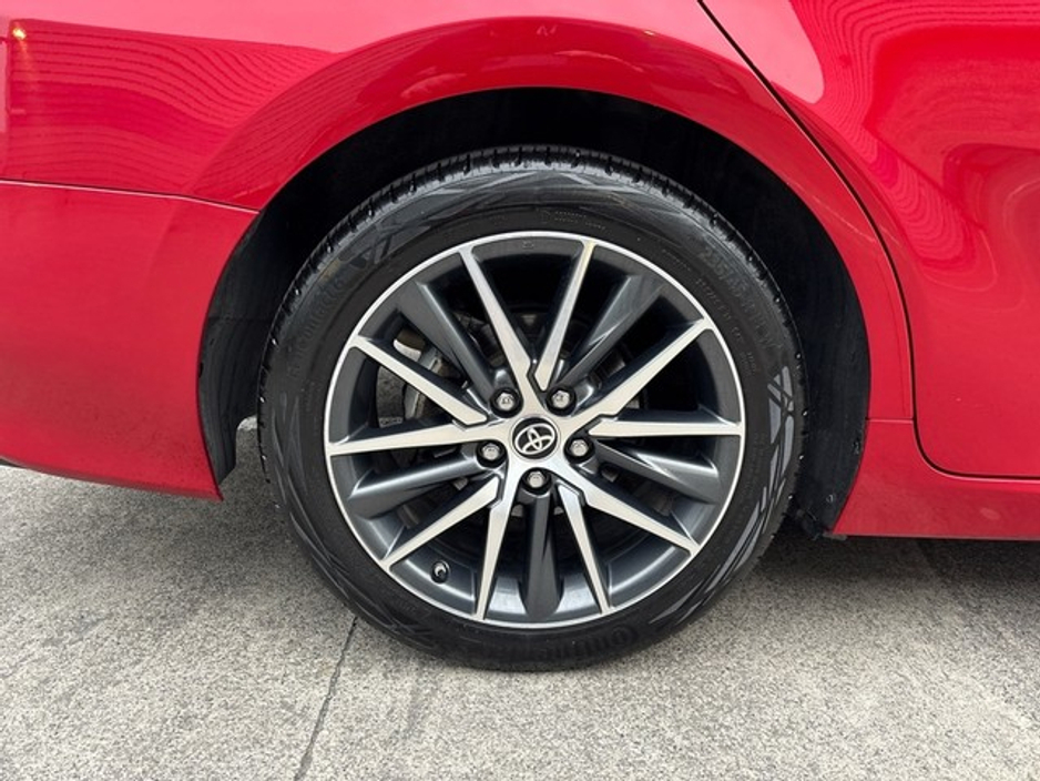 2022 Toyota Camry - image 11