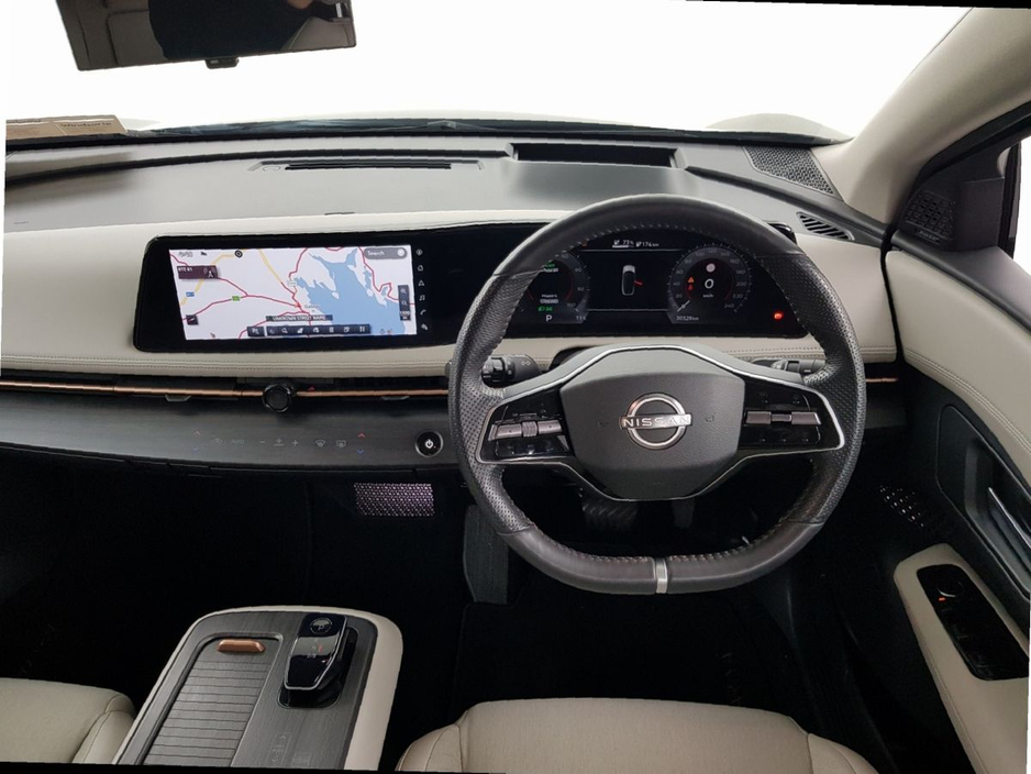 2024 Nissan Ariya - image 3