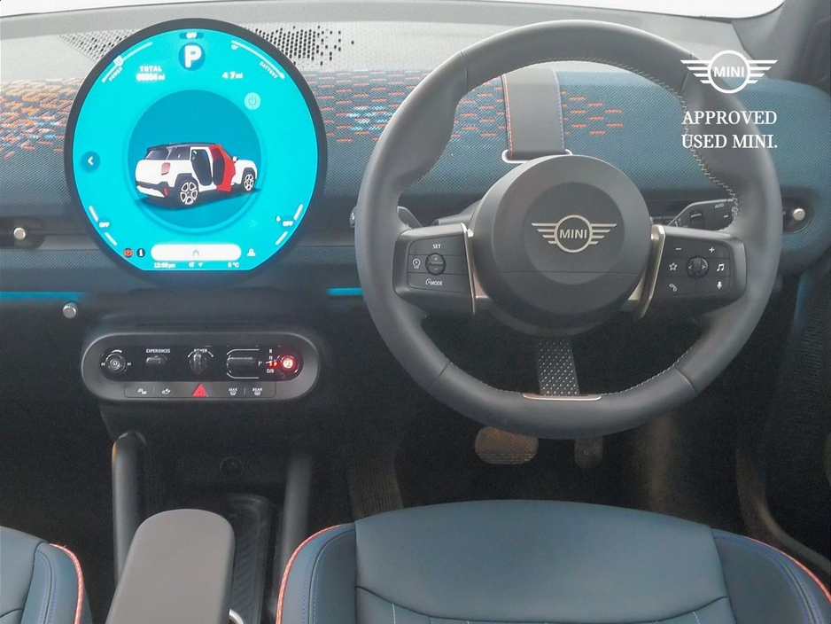 2025 MINI Aceman E €31,900