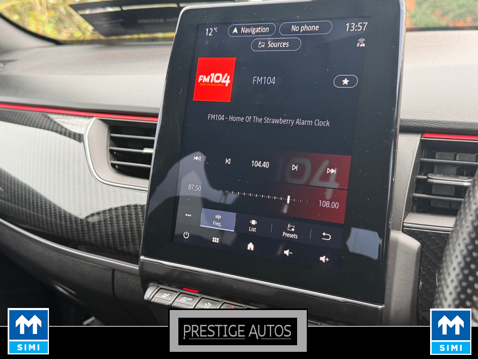 2023 Renault Arkana - image 25