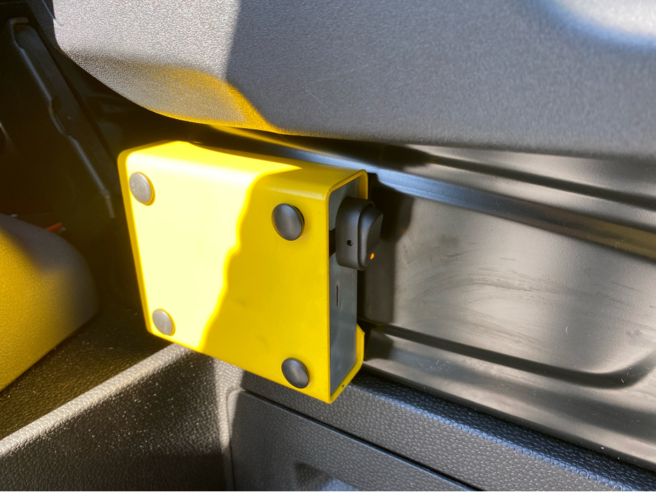 2025 Ford Transit - image 17