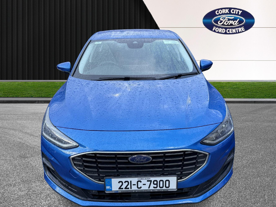 2022 Ford Focus - image 2