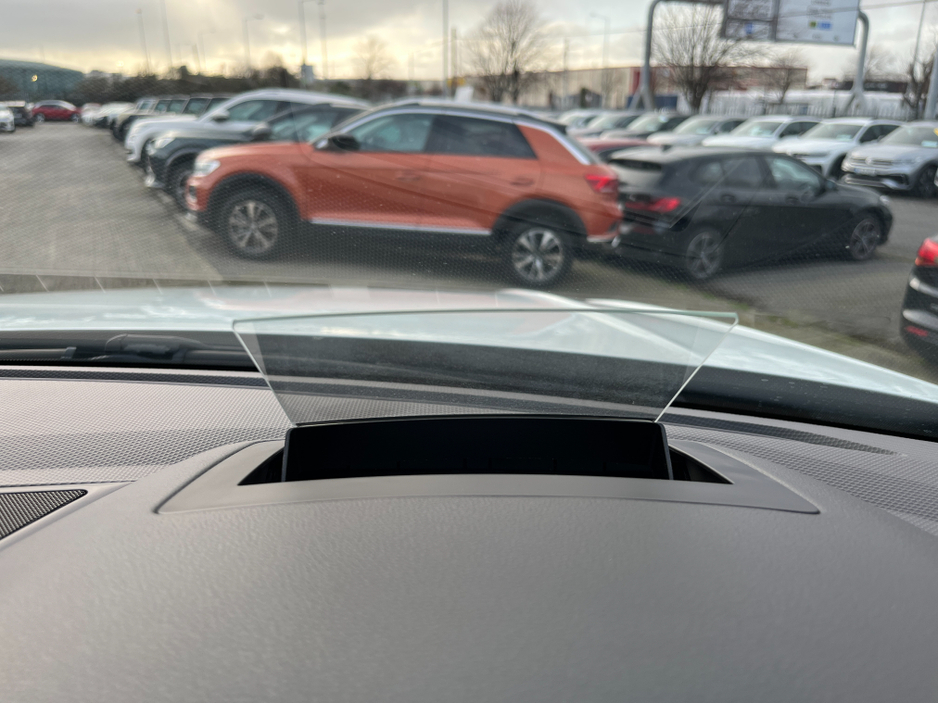 2020 Volkswagen Tiguan - image 29