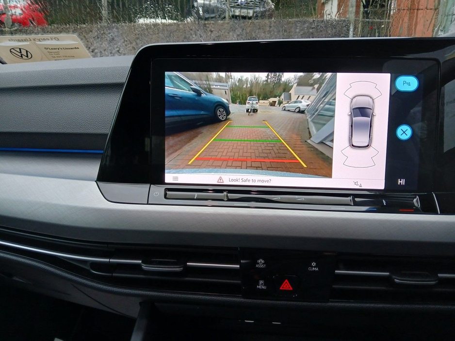 2024 Volkswagen Golf 1.0 TSI 110HP Life, FSH, Silver Met, 26km. €28,750