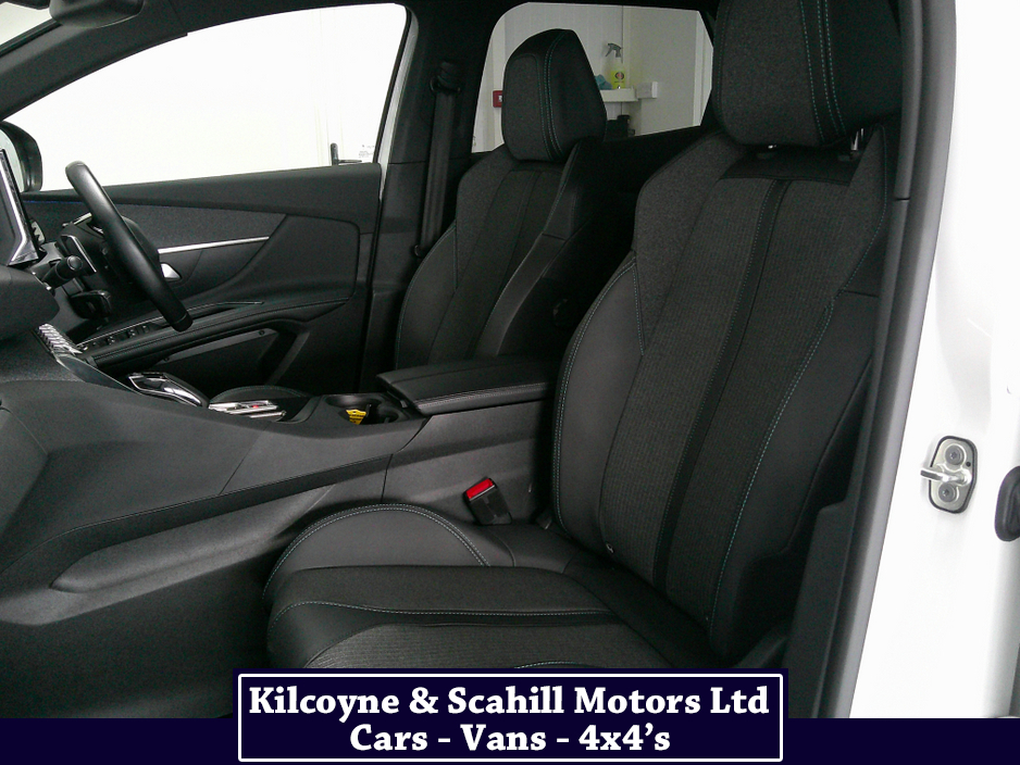 2023 Peugeot 3008 - image 13