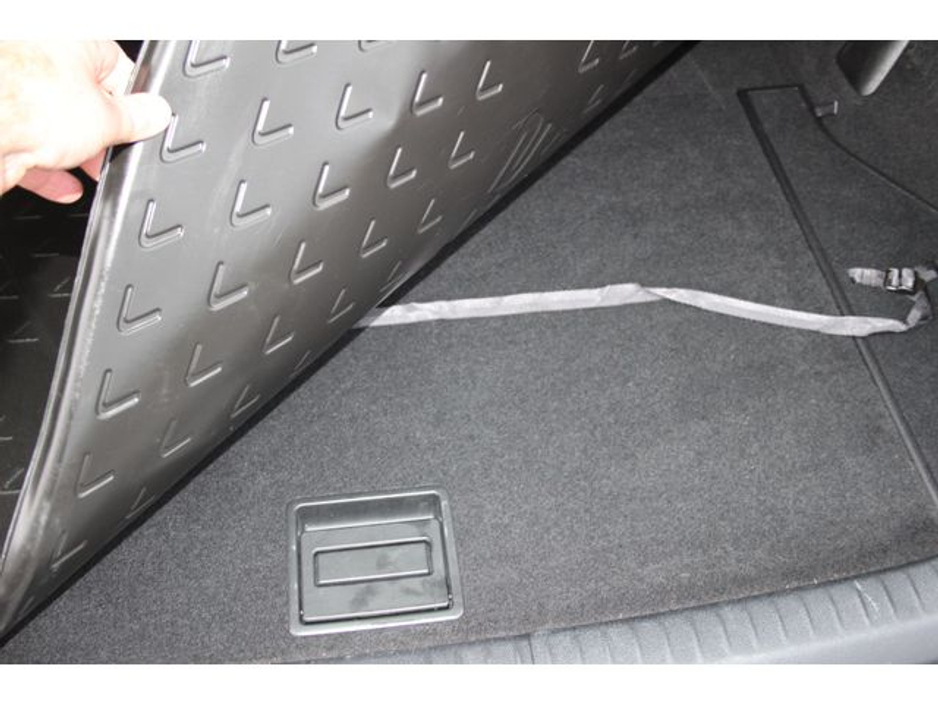 2019 Lexus CT 200 h - image 5