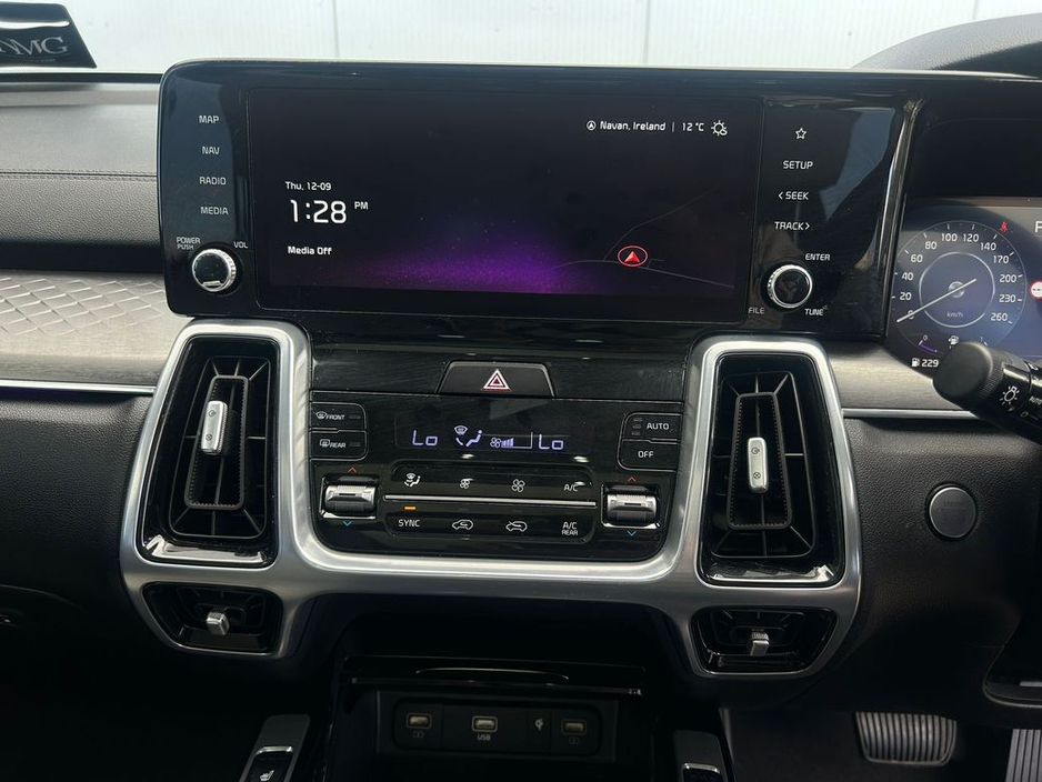 2021 Kia Sorento - image 21