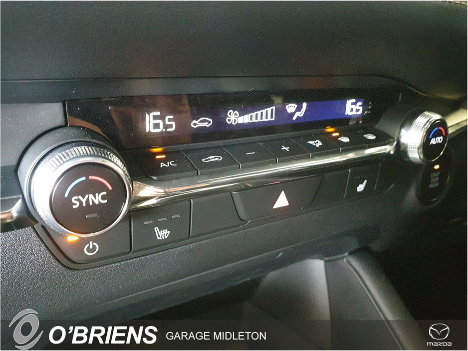 2025 Mazda Mazda3 - image 10