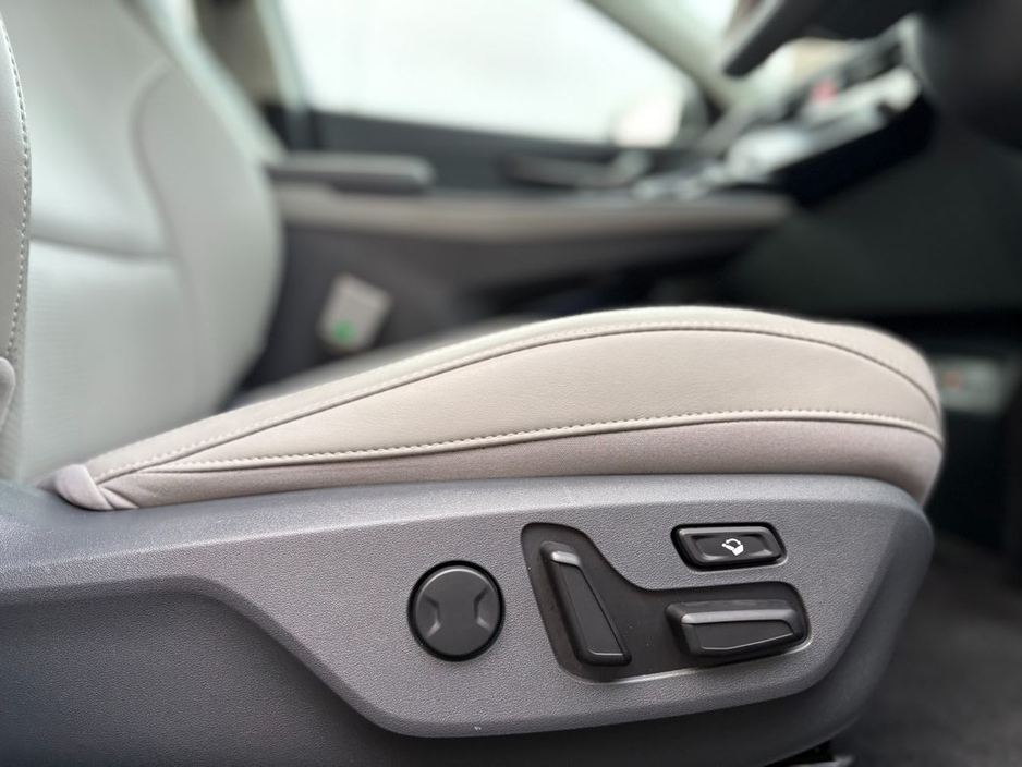 2025 Kia EV6 - image 8