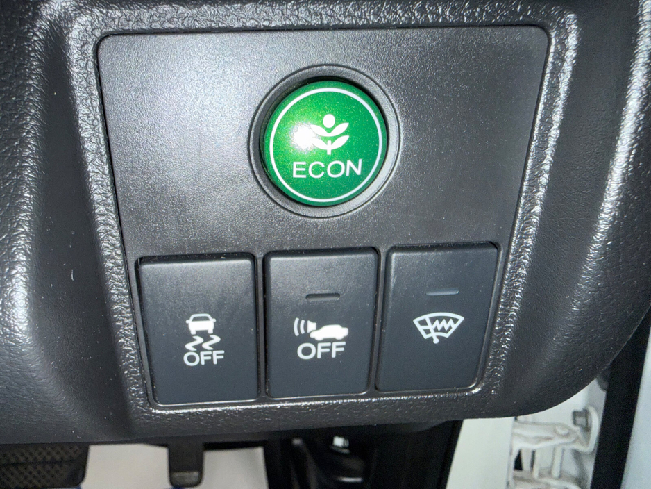 2015 Honda Vezel - image 19