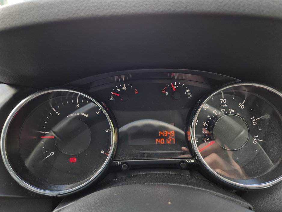 2013 Peugeot 3008 - image 23