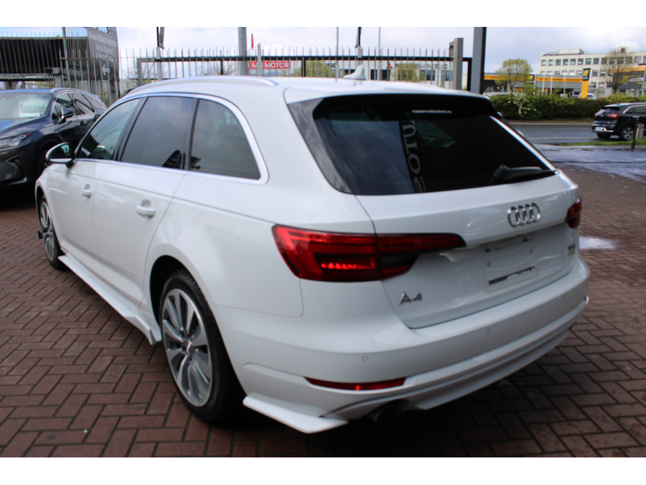 2017 Audi A4 - image 6