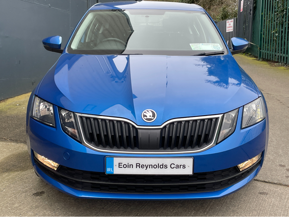 2017 Skoda Octavia - image 3