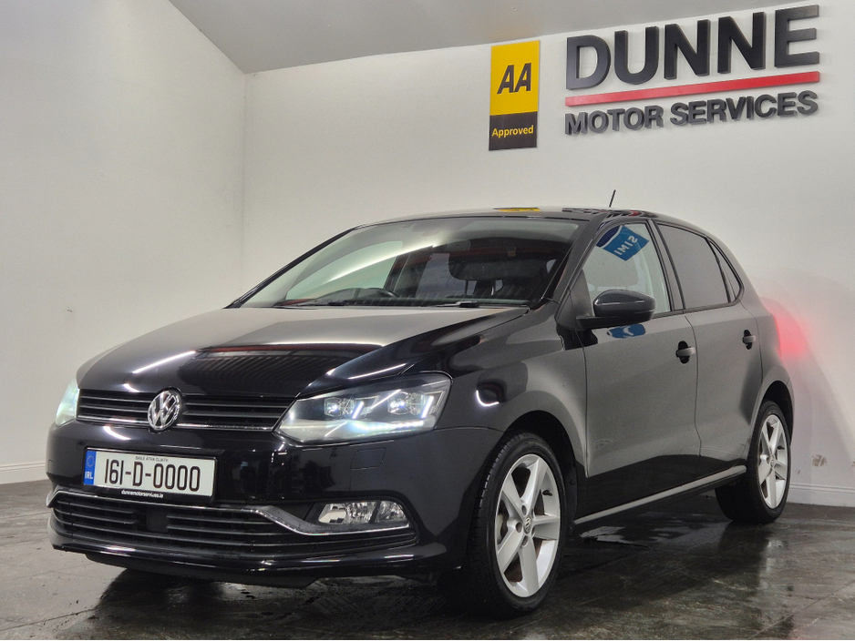 2016 Volkswagen Polo **HIGHLINE**AUTO**LEATHER/ALCANTARA SEATS**HEATED SEATS**ANDROID/APPLE MEDIA RADIO**DISTRONIC CRUISE CONTROL**LED HEADLAMPS**CLIMATE CONTROL**REVERSE CAMERA**AUTO LIGHTS**FOLDING MIRRORS**PADEL SHIFT* €13,899