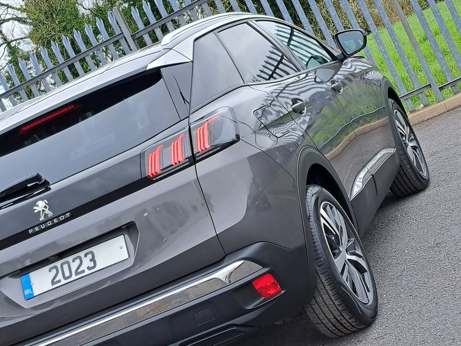 2023 Peugeot 3008 - image 10
