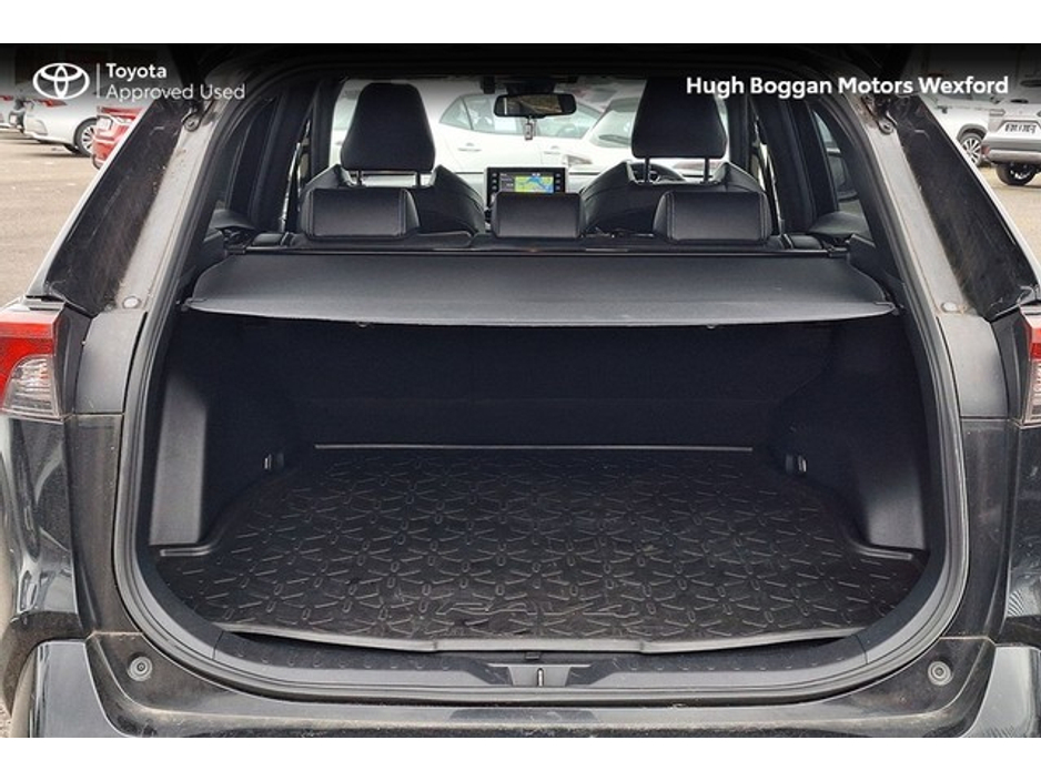 2022 Toyota Rav4 - image 10