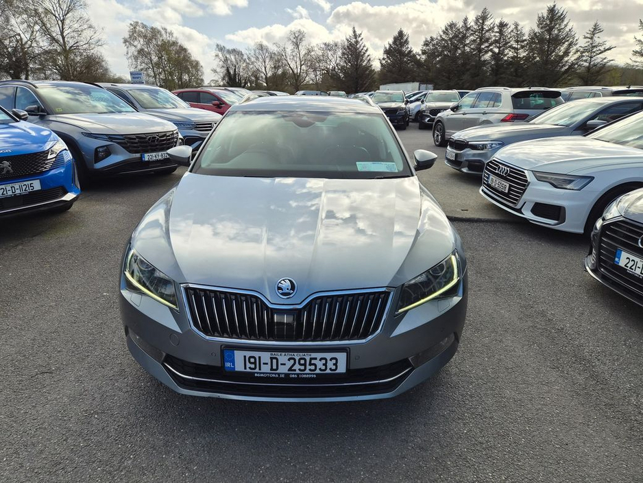 2019 Skoda Superb - image 16