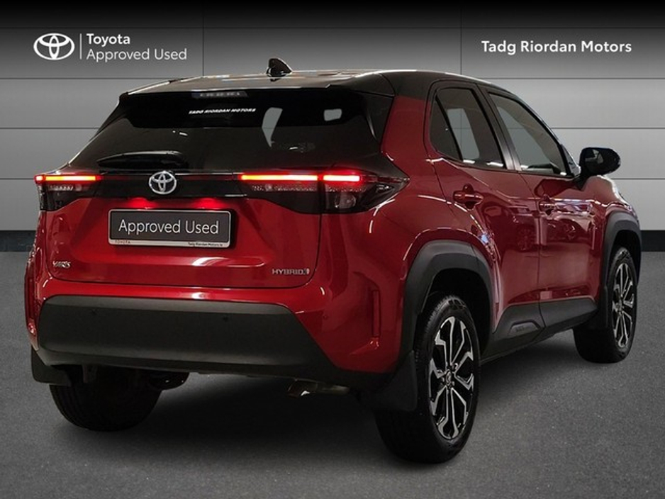 2023 Toyota Yaris Cross LUNA SPORT €29,950