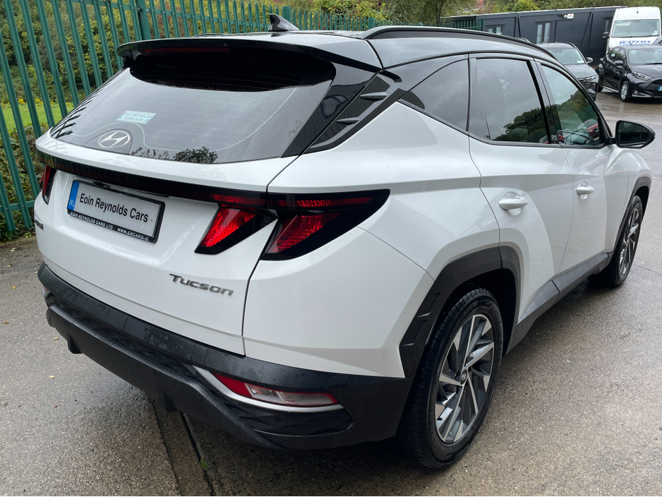 2022 Hyundai Tucson - image 4