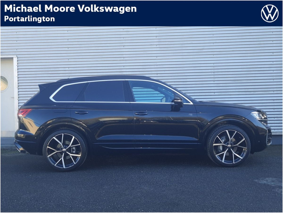 2026 Volkswagen Touareg - image 6