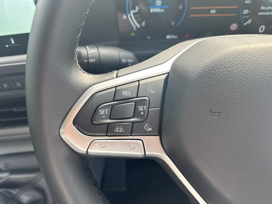 2025 Volkswagen Transporter  €33,495