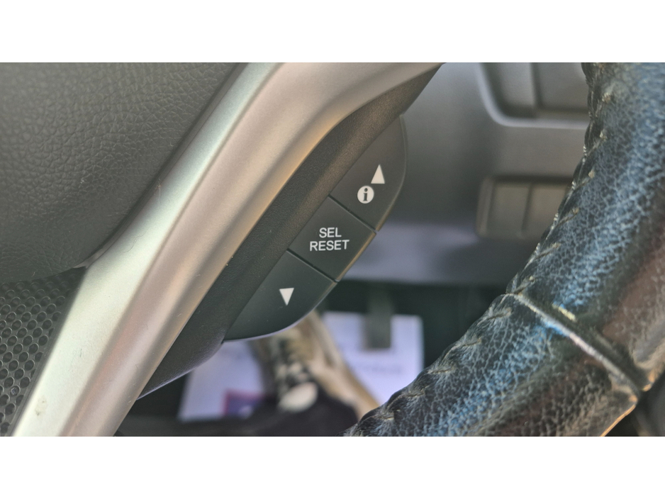 2014 Honda Fit - image 26