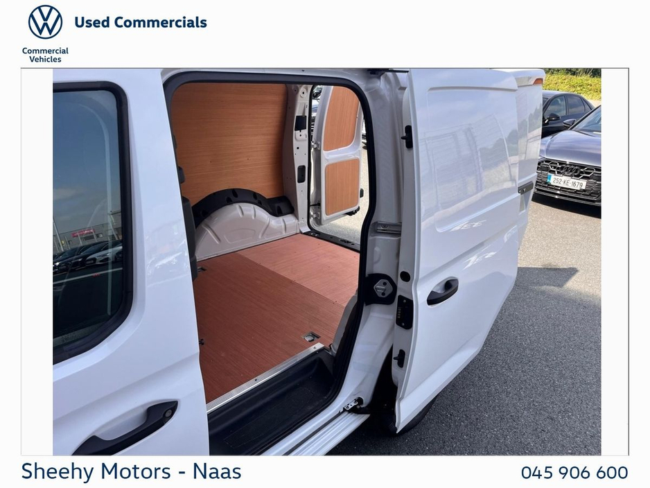2025 Volkswagen Caddy CARGO 102HP M6F €22,495