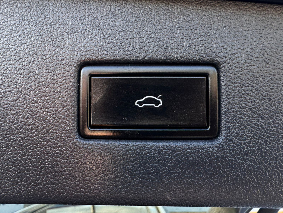 2018 Volkswagen Tiguan Allspace - image 16